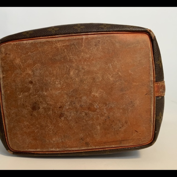 Vintage Original Louis Vuitton Monogram Canvas Bucket Bag, 1970s - 1980s - Picture 5 of 13